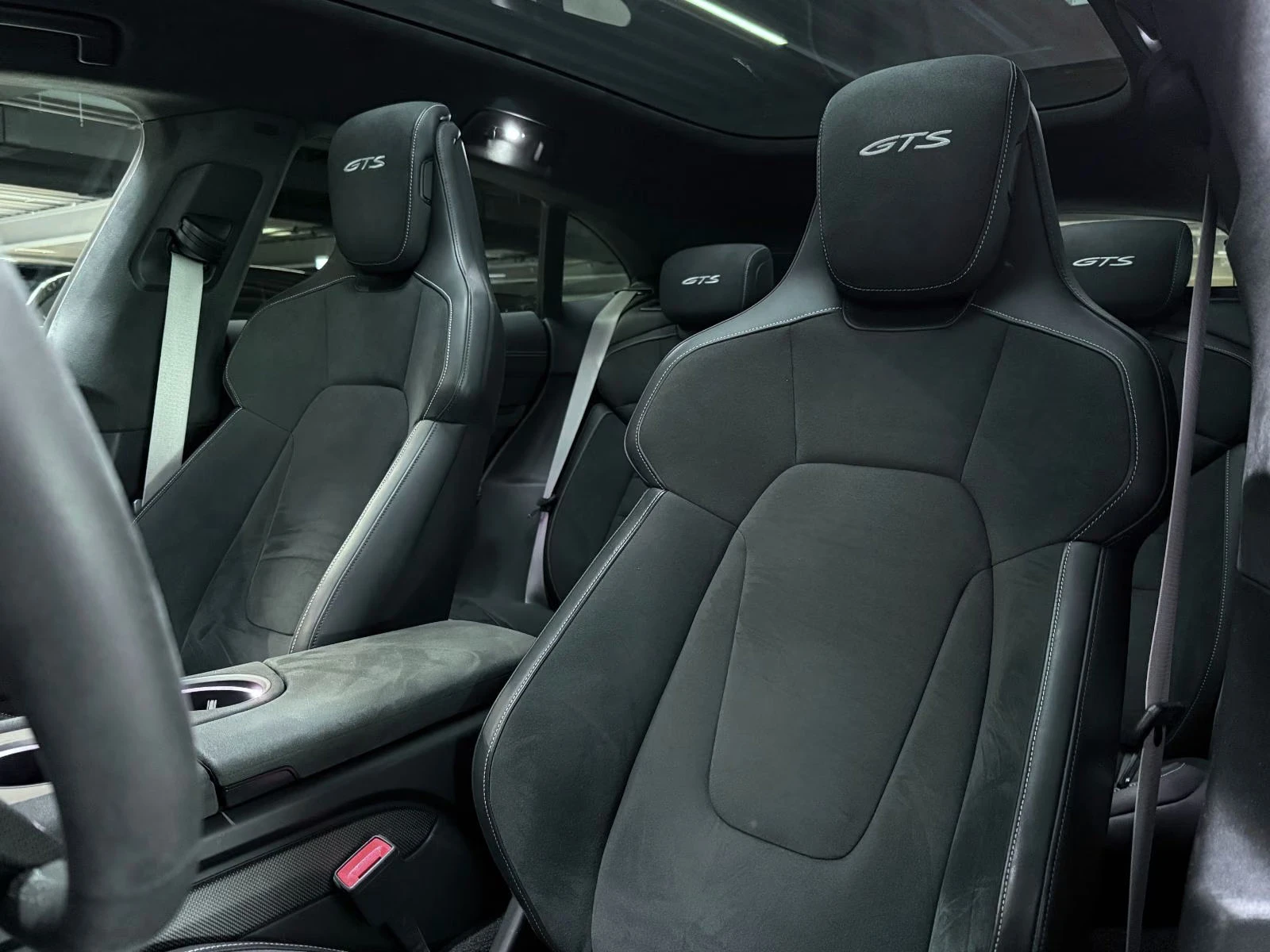 Porsche Taycan GTS/598HP/SPORT TURISMO/PANO/BOSE/360/ACC/845z, снимка 13 - Автомобили и джипове - 55824361