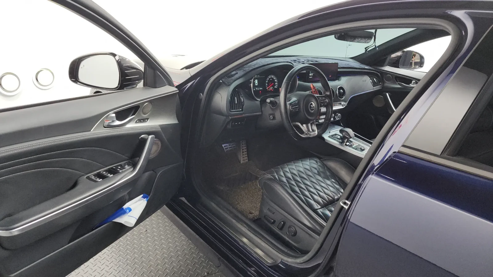 Kia Stinger GT MEISTER TURBO PKG| LEXICON| 360| DISTRONIC| ОБД, снимка 5 - Автомобили и джипове - 55835450