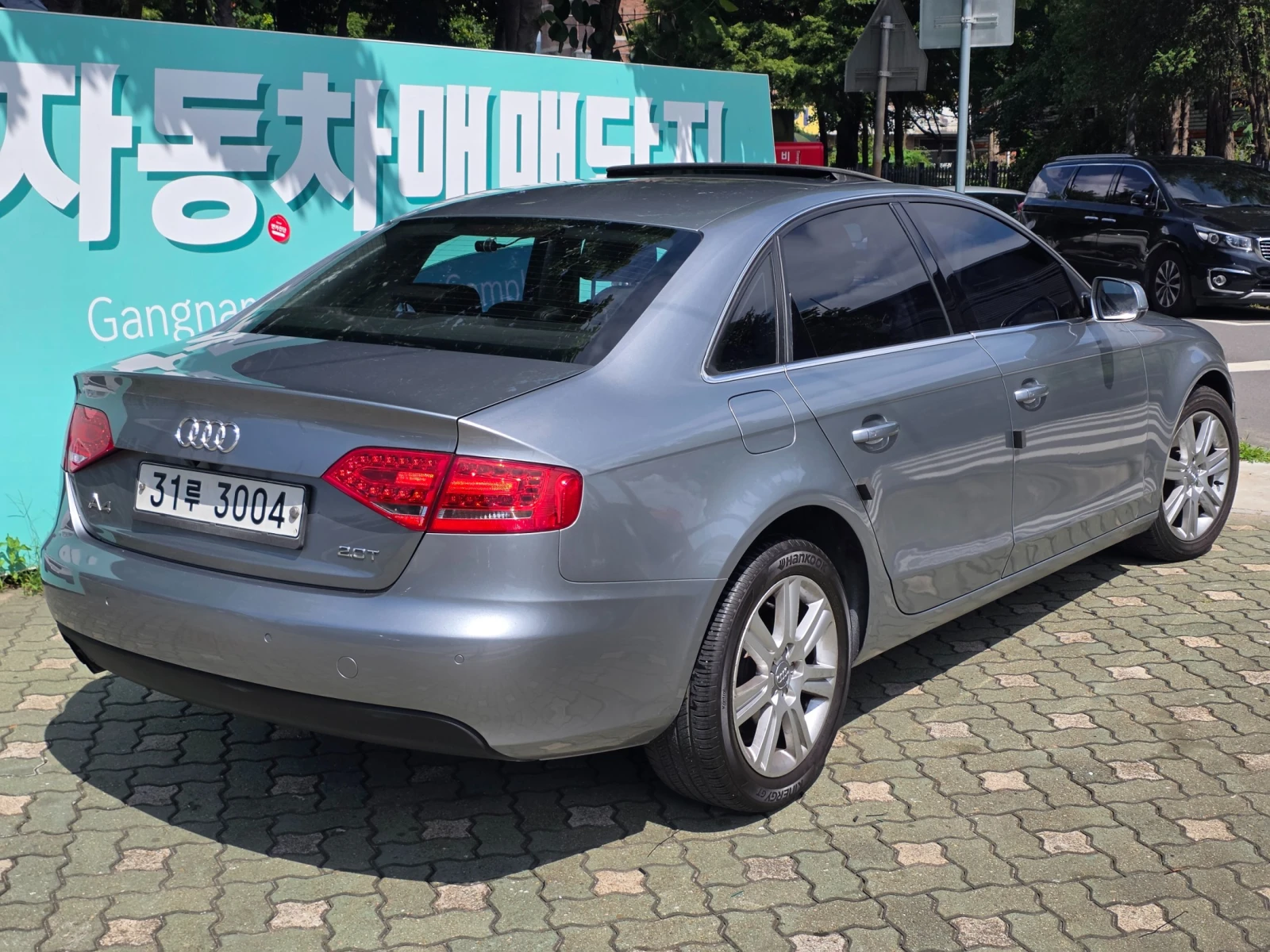 Audi A4 2.0 TFSI* ЛЮК* КРАЙНА ЦЕНА, снимка 2 - Автомобили и джипове - 55983970