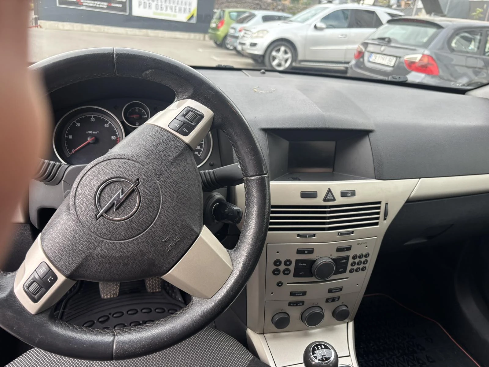 Opel Astra, снимка 5 - Автомобили и джипове - 56112661