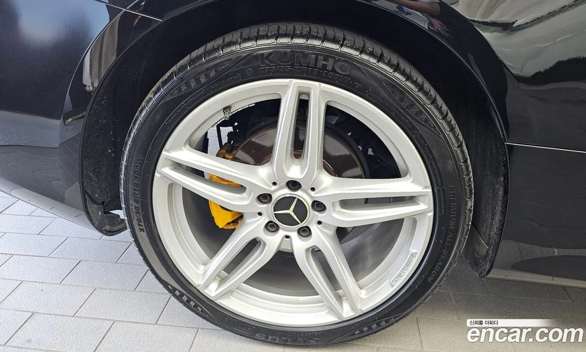 Mercedes-Benz E 220 E220d Coupe, снимка 5 - Автомобили и джипове - 56122891