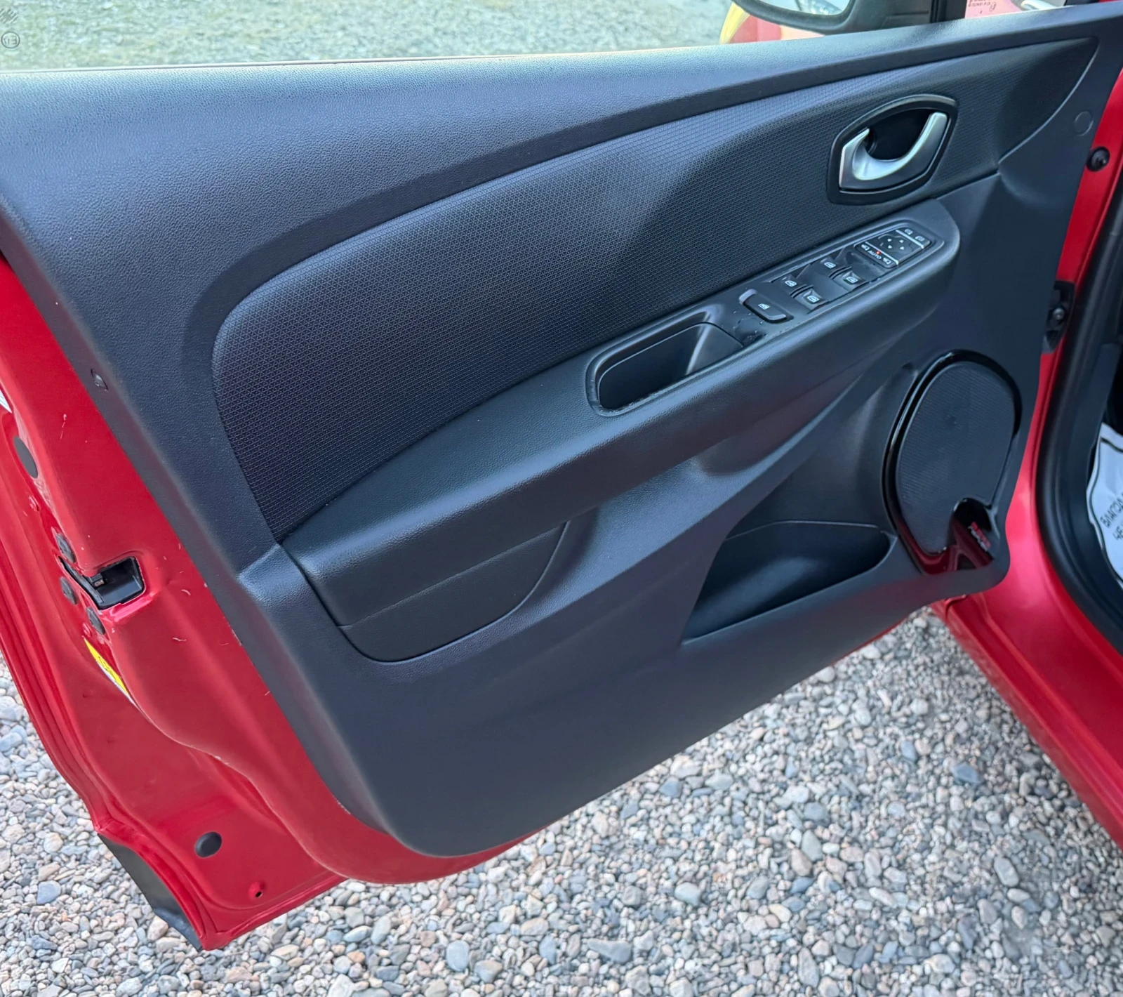 Renault Clio 1.5dCi 110kc* ENERGY EXCITE* ЛИЗИНГ * , снимка 7 - Автомобили и джипове - 56333427