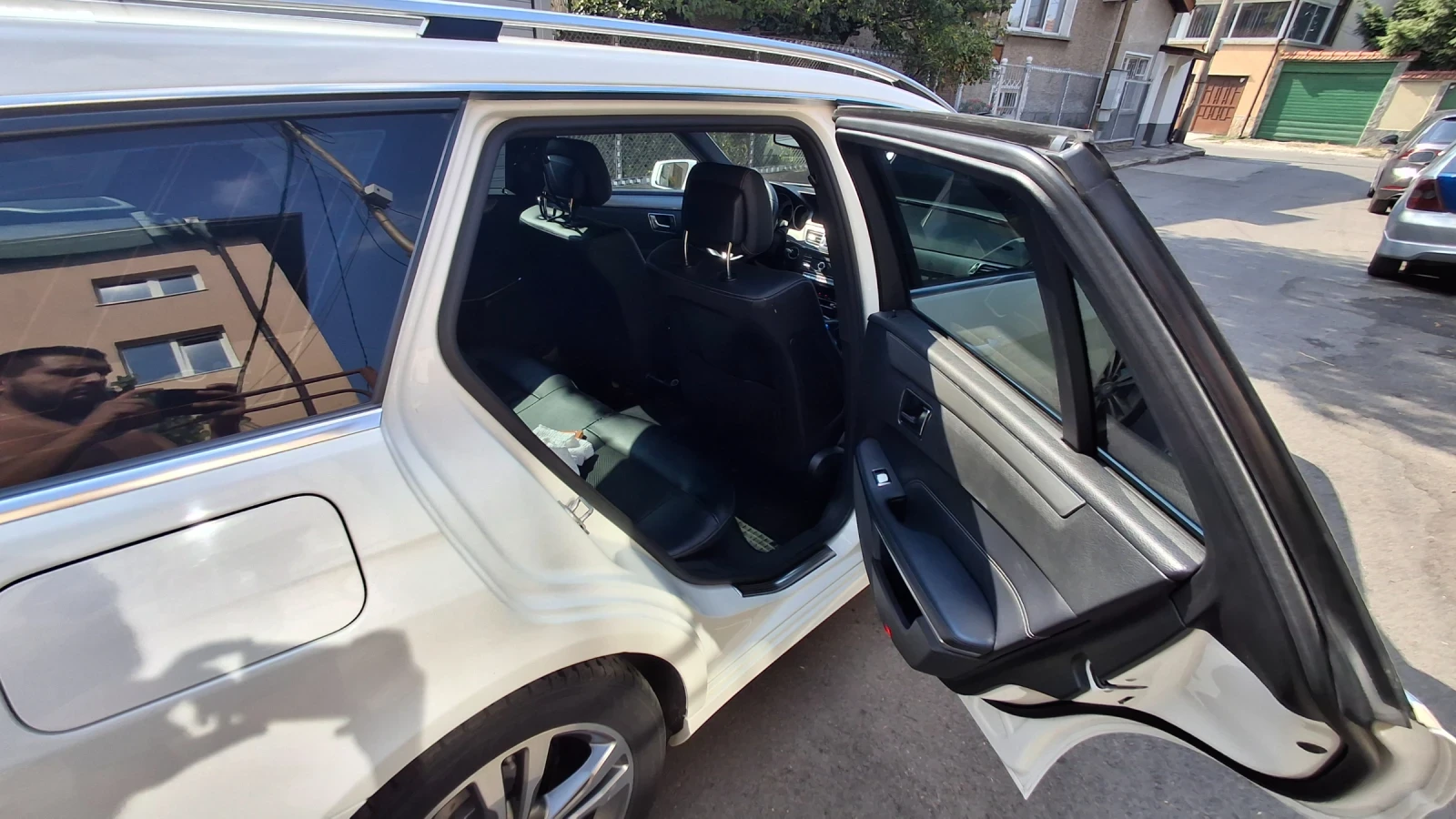 Mercedes-Benz E 220 Bluetec , снимка 10 - Автомобили и джипове - 56485468