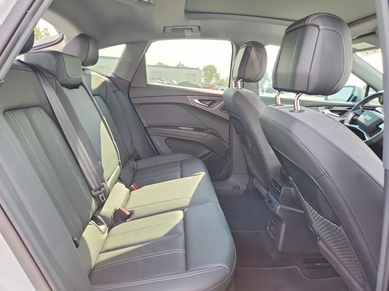 Audi E-Tron, снимка 10 - Автомобили и джипове - 56613803