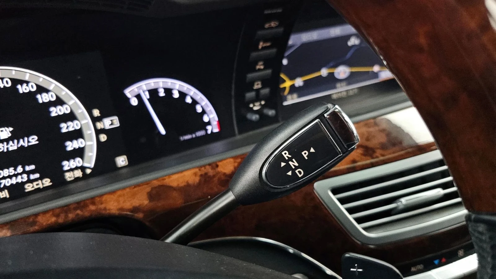 Mercedes-Benz S 350, снимка 9 - Автомобили и джипове - 56687939