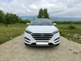 Hyundai Tucson 2.0 CRDI AWD Подгрев Обдухване Панорама Дистроник, снимка 2