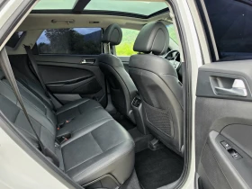 Hyundai Tucson 2.0 CRDI AWD Подгрев Обдухване Панорама Дистроник, снимка 11