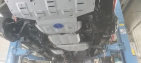 Toyota Hilux 2.8 INVINCIBLE, снимка 14