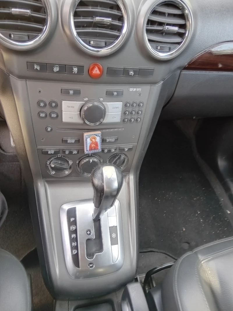 Opel Antara, снимка 11 - Автомобили и джипове - 47499437