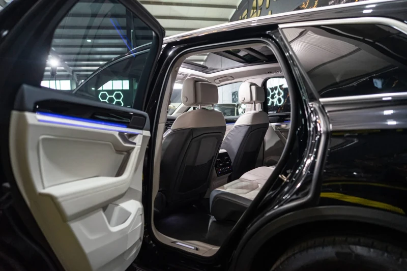 VW Touareg 50TDI 4MOTION FULL R LINE ПАНО ЛИЗИНГ 100%, снимка 15 - Автомобили и джипове - 53598406