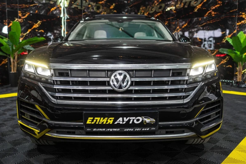 VW Touareg 50TDI 4MOTION FULL R LINE ПАНО ЛИЗИНГ 100%, снимка 3 - Автомобили и джипове - 53598406