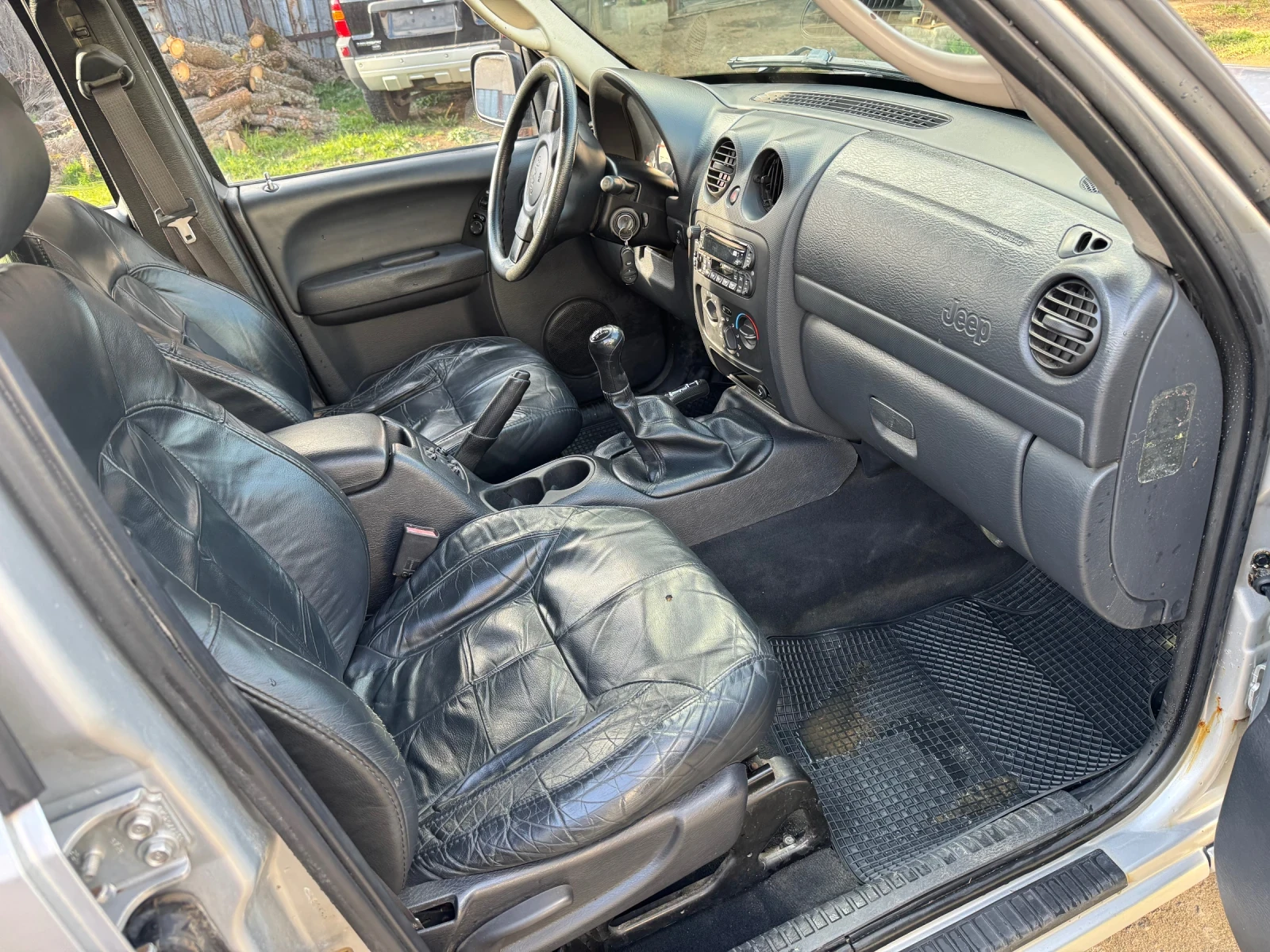 Jeep Cherokee 2.4i - изображение 8