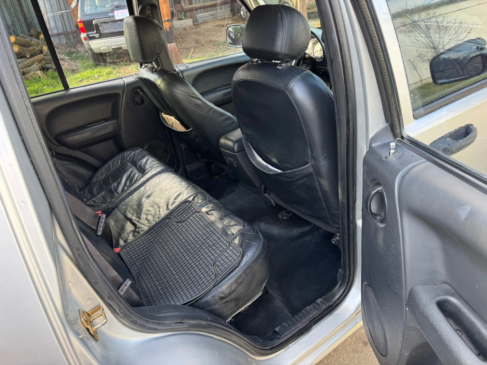 Jeep Cherokee 2.4i - изображение 5