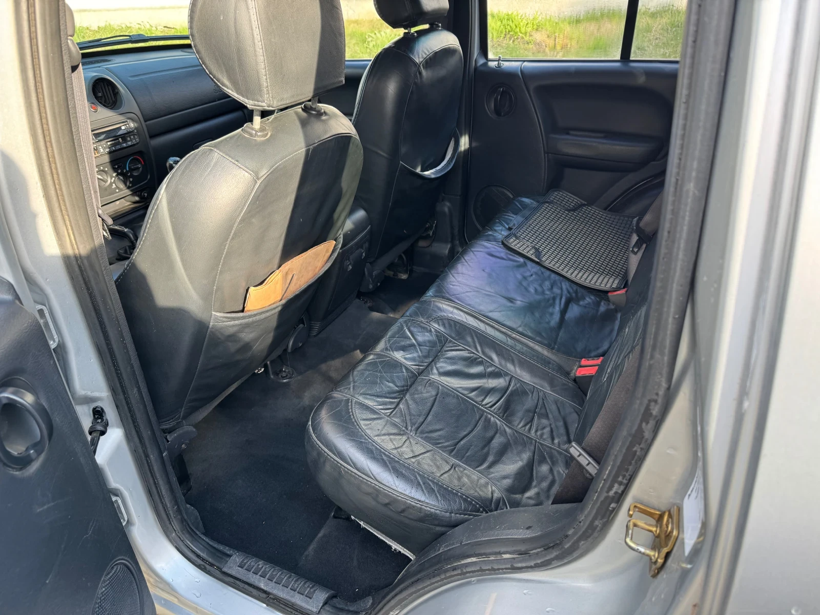 Jeep Cherokee 2.4i - изображение 10