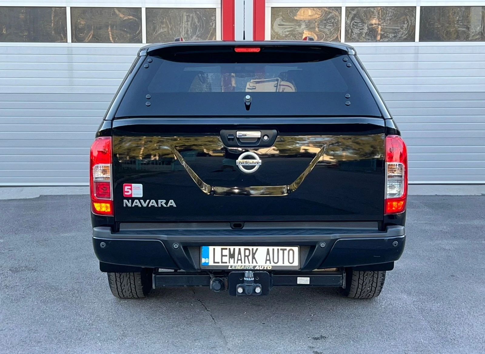 Nissan Navara 2.3DCI AUTOMATIK KEY LESS NAVI 360KAMERA EVRO 6B - изображение 10