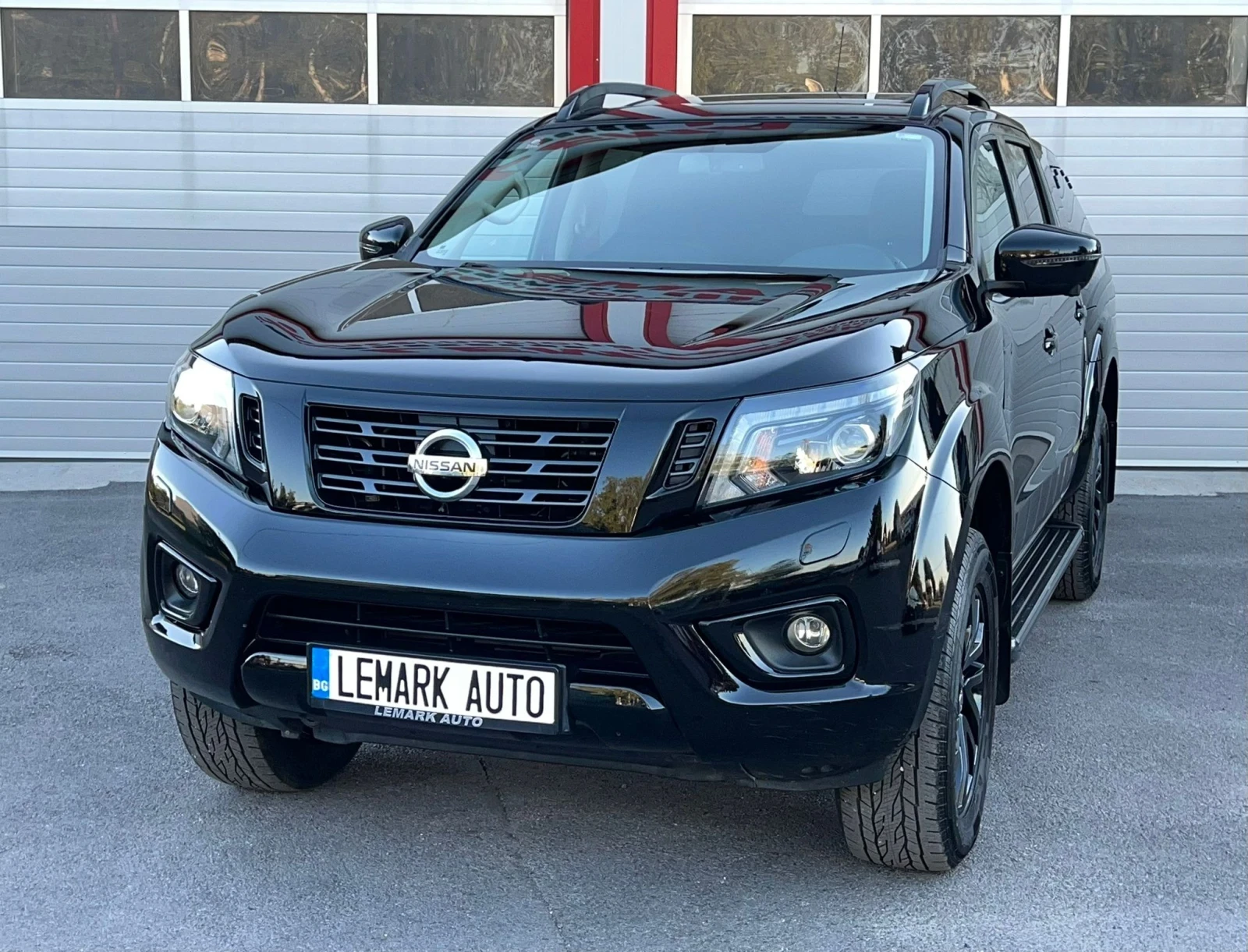 Nissan Navara 2.3DCI AUTOMATIK KEY LESS NAVI 360KAMERA EVRO 6B - изображение 4