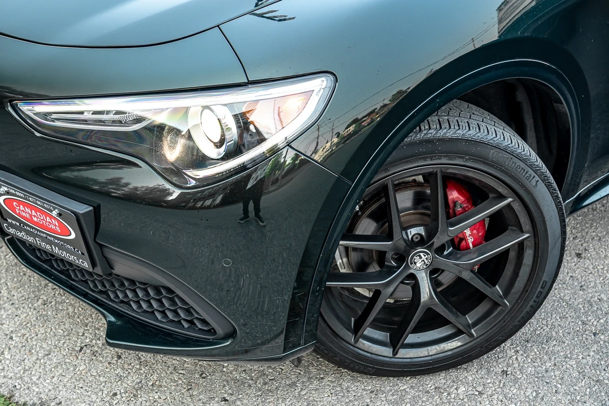 Alfa Romeo Stelvio TI AWD SPORT - изображение 4