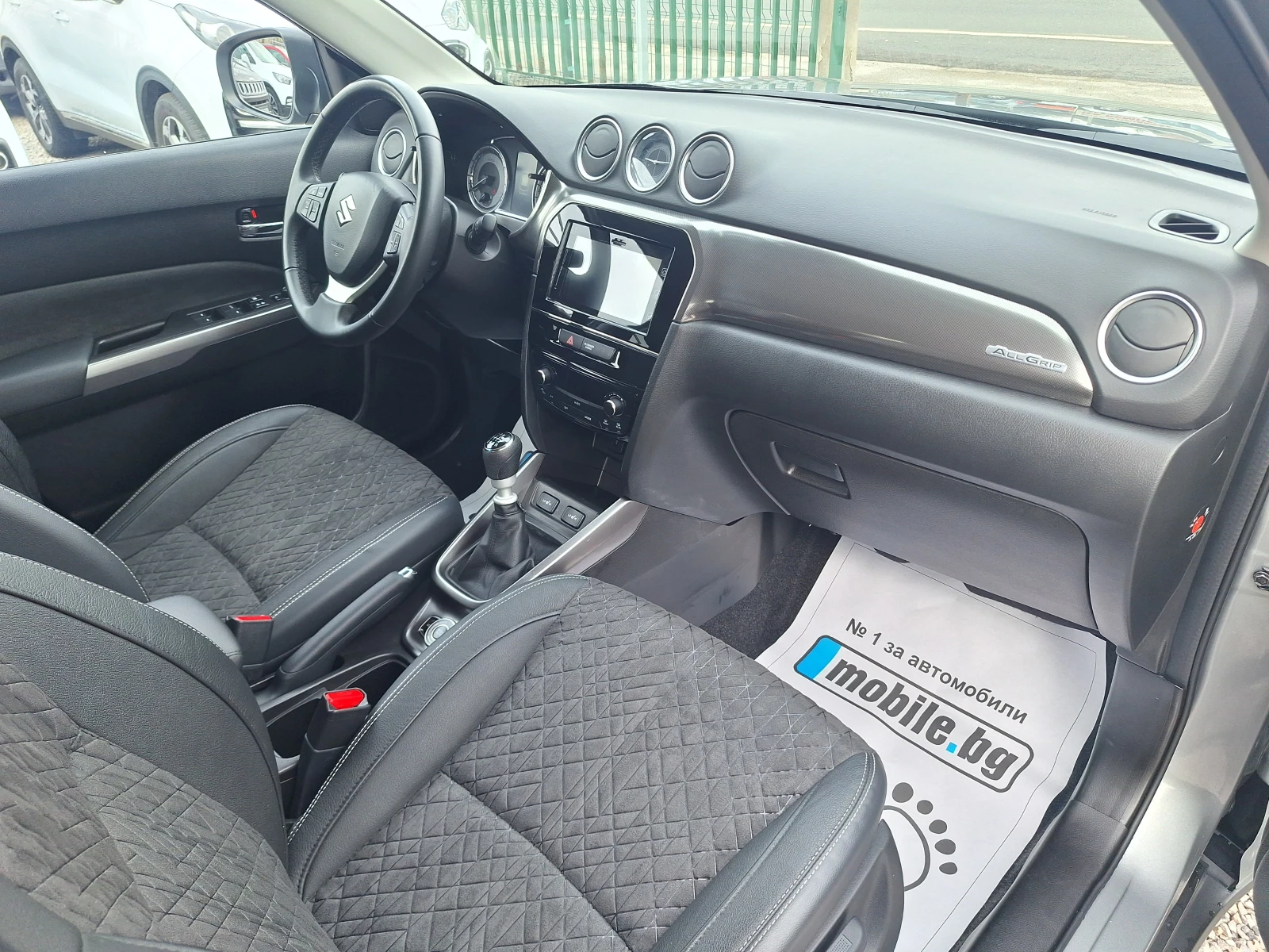 Suzuki Vitara 1.4 Booster Jet Hybrid 4x4 Navi Distronik Full!, снимка 12 - Автомобили и джипове - 54055280