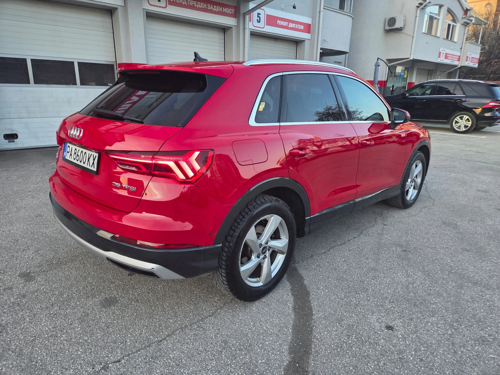 Audi Q3 35 TFSI/AT/Navi/Камера, снимка 5 - Автомобили и джипове - 54119799
