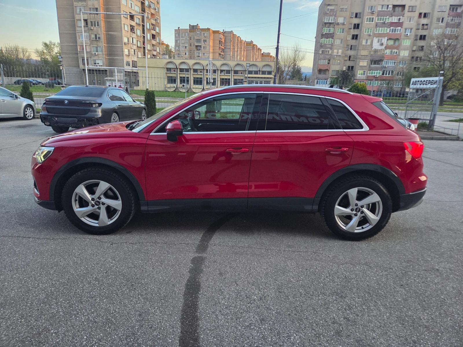 Audi Q3 35 TFSI/AT/Navi/Камера, снимка 2 - Автомобили и джипове - 54119799