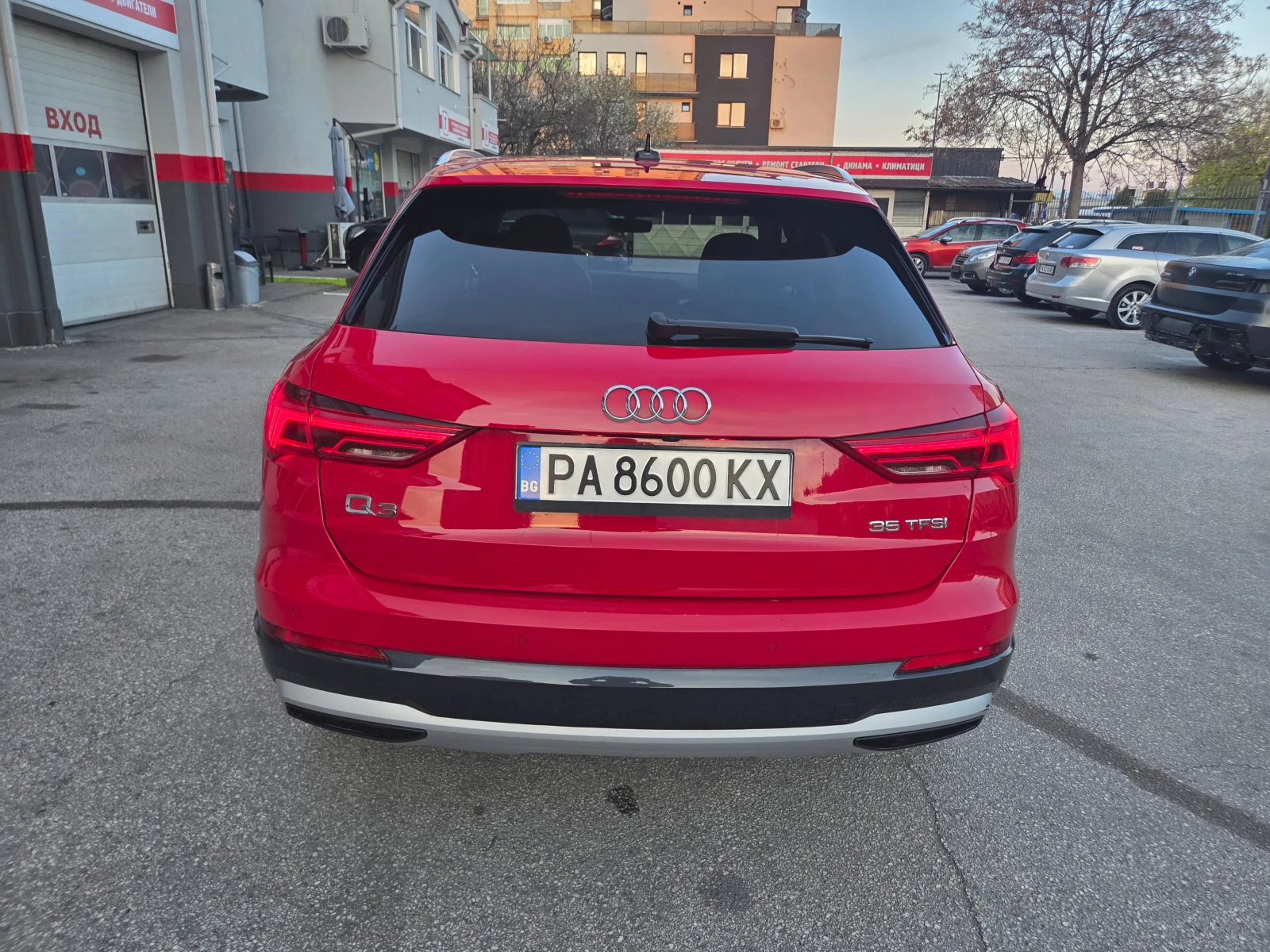 Audi Q3 35 TFSI/AT/Navi/Камера, снимка 4 - Автомобили и джипове - 54119799