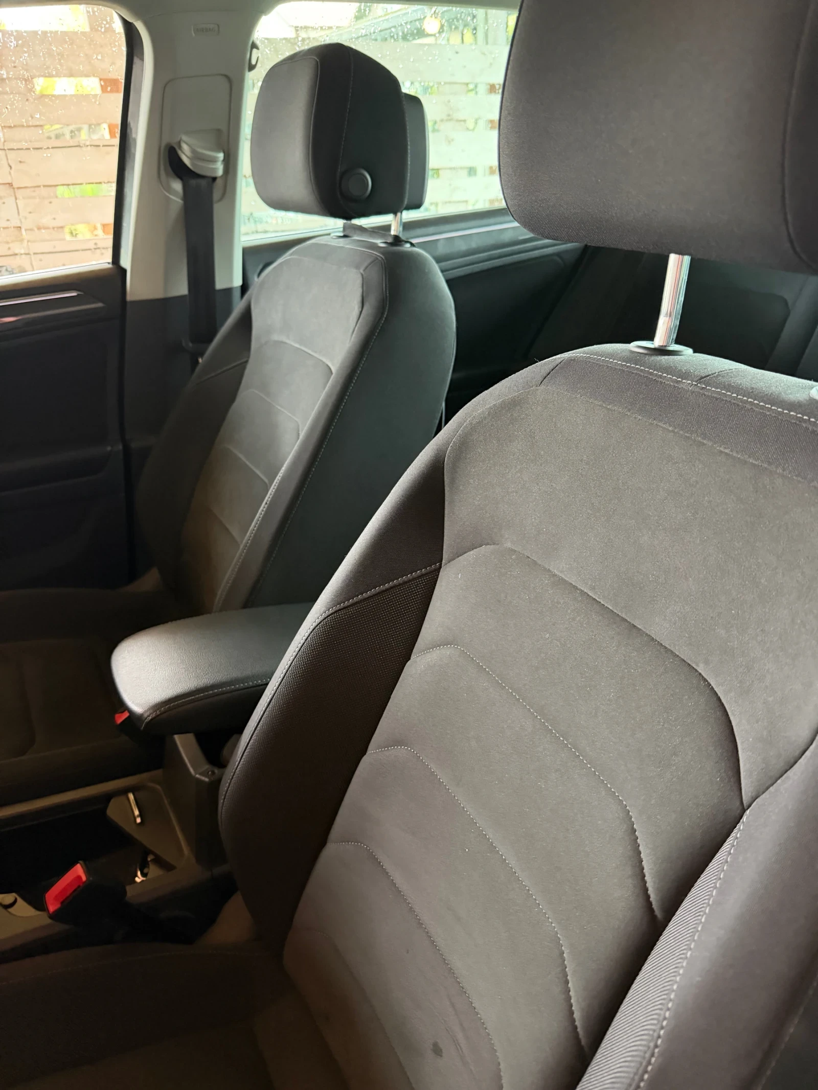 VW Tiguan, снимка 4 - Автомобили и джипове - 54270019