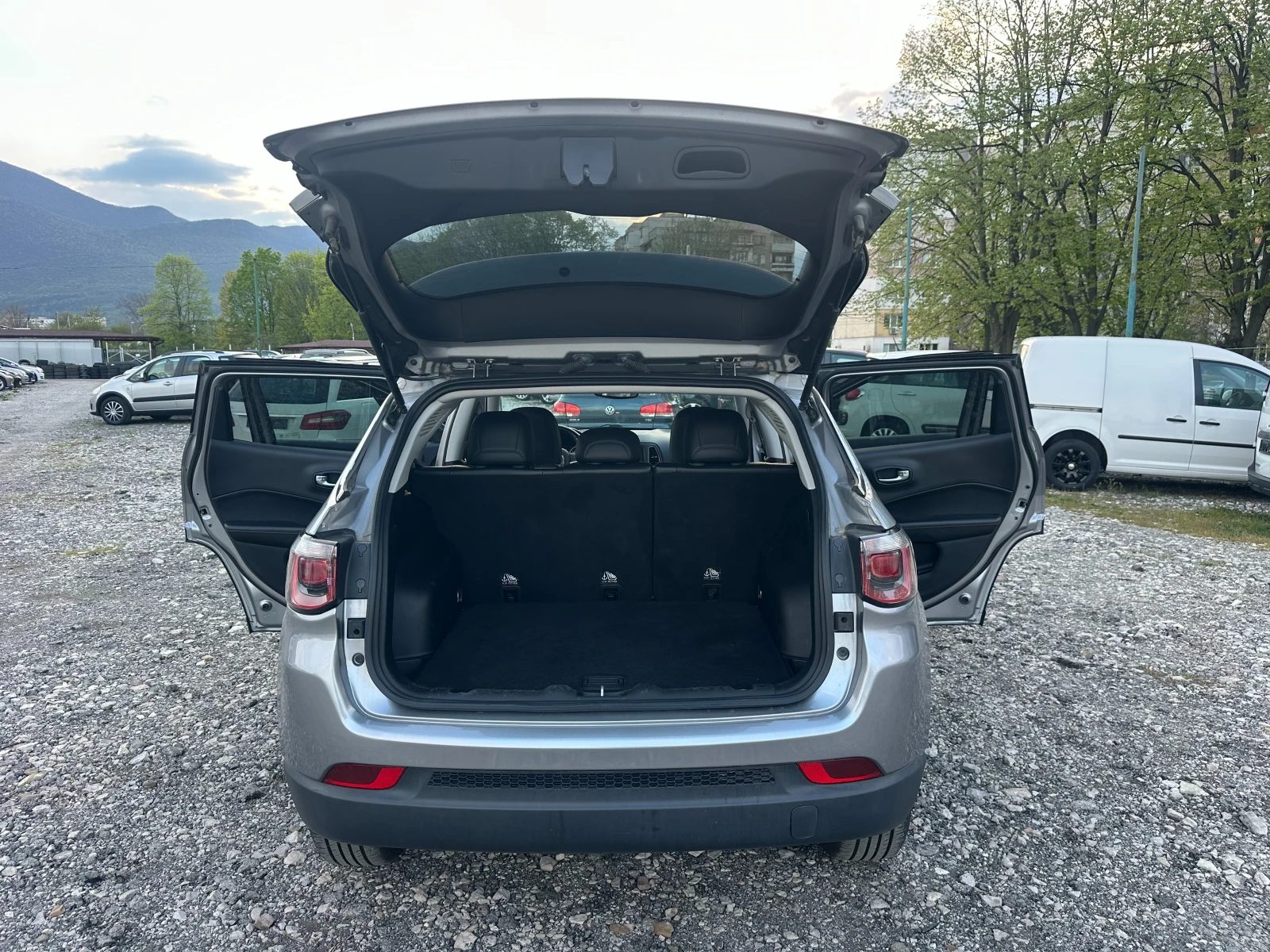 Jeep Compass 2, 4i 180kc NAVI 4X4 | Mobile.bg � ����������� 14