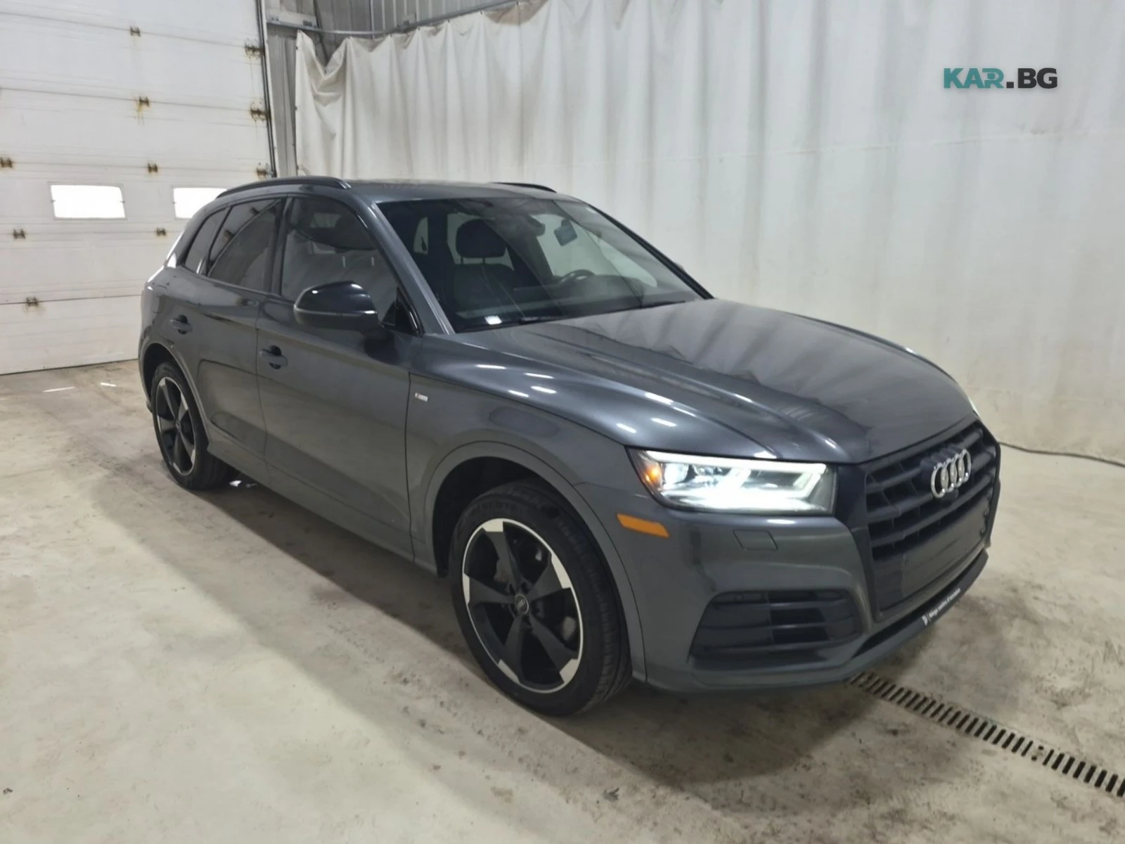 Audi Q5 S Line * Keyless * 360 * АвтоКредит * (ЦЕНА ДО БГ), снимка 3 - Автомобили и джипове - 55079469