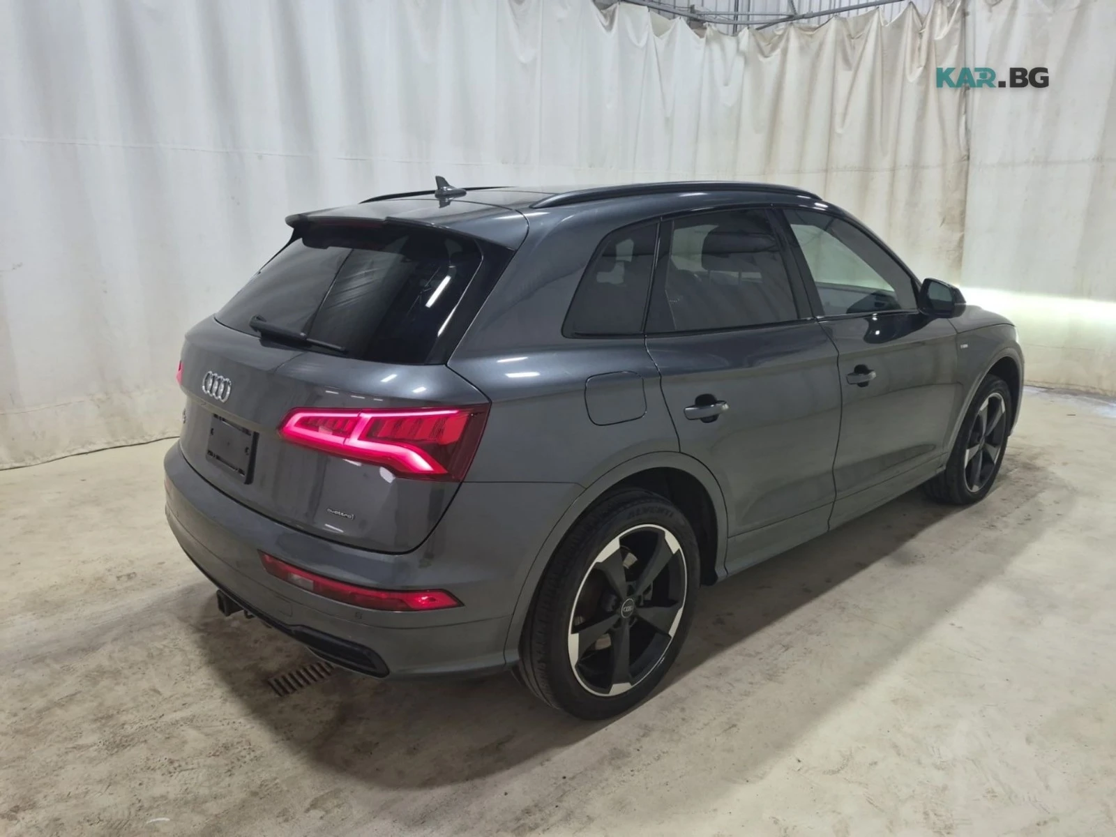 Audi Q5 S Line * Keyless * 360 * АвтоКредит * (ЦЕНА ДО БГ), снимка 4 - Автомобили и джипове - 55079469