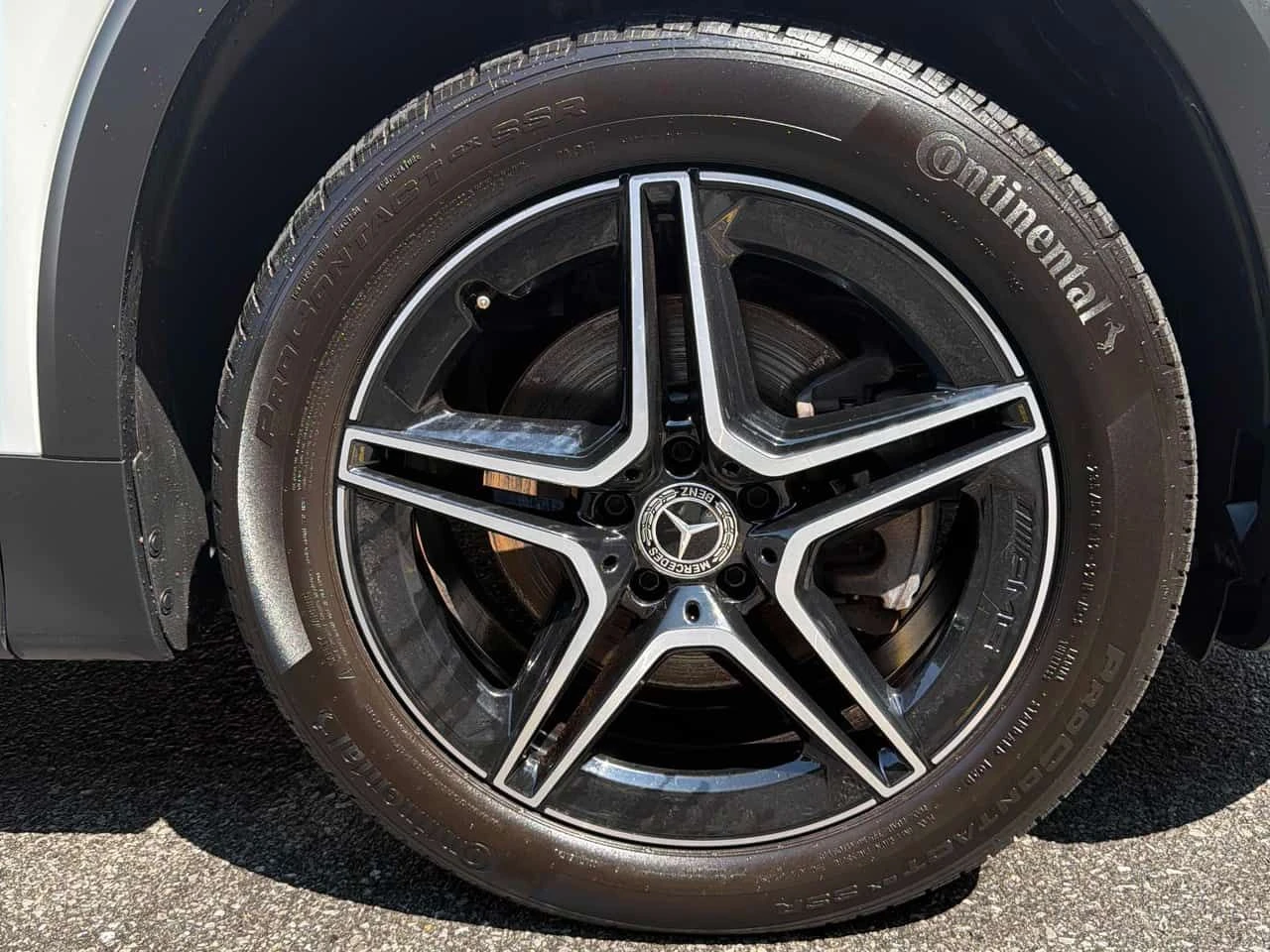 Mercedes-Benz GLB 250 АМГ ПАКЕТ/CARFAX/360 КАМ/ПАНО/ПОДГРЕВ/КЛИП, снимка 13 - Автомобили и джипове - 55583151