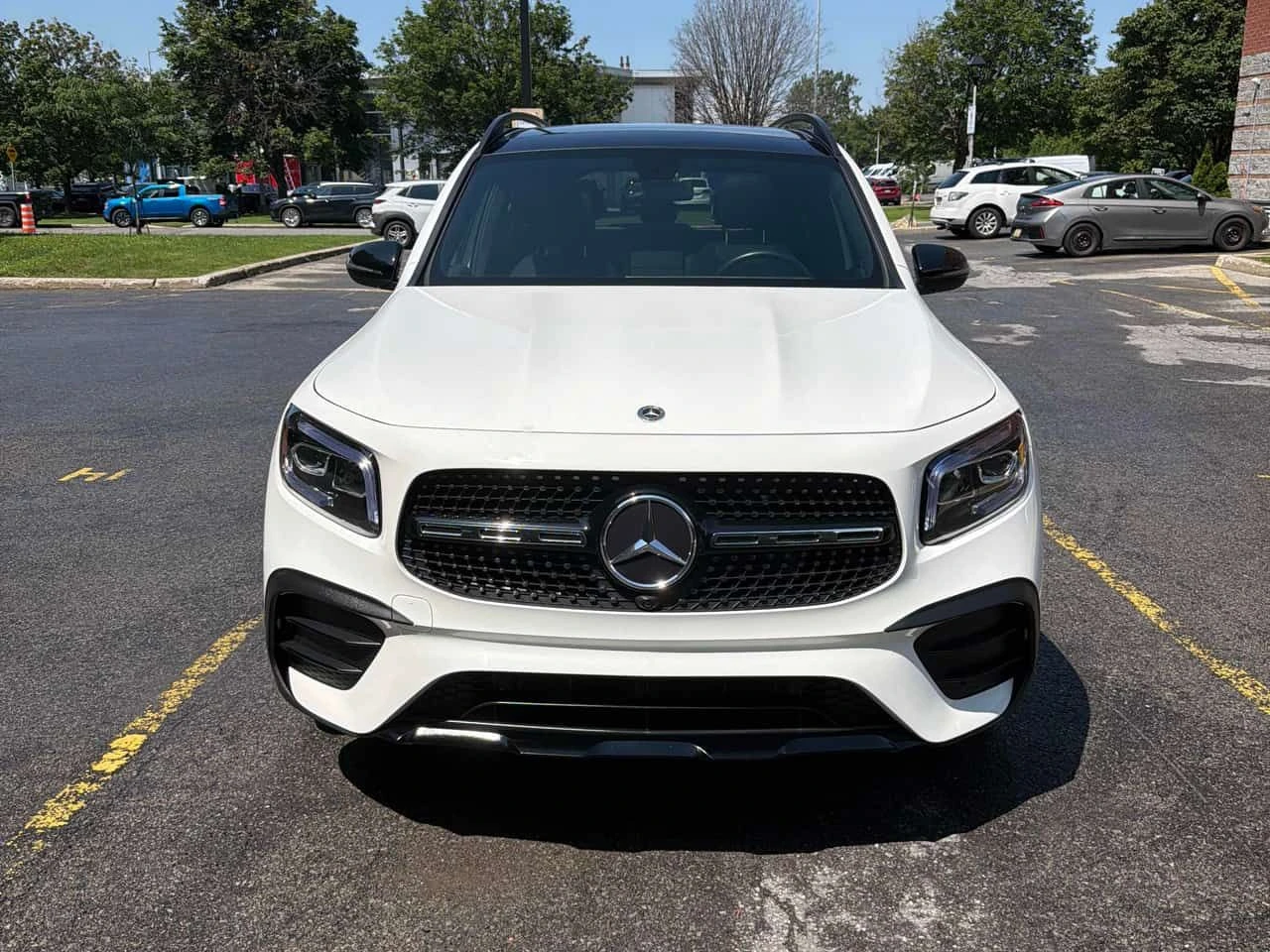Mercedes-Benz GLB 250 АМГ ПАКЕТ/CARFAX/360 КАМ/ПАНО/ПОДГРЕВ/КЛИП, снимка 6 - Автомобили и джипове - 55583151
