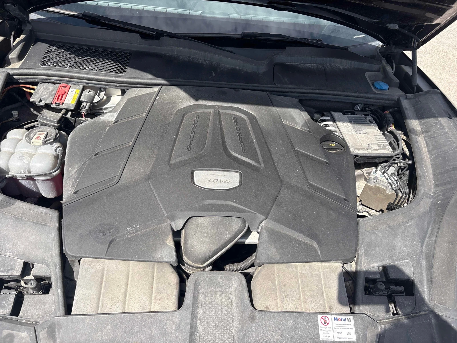 Porsche Cayenne * AWD * CARFAX * ОПЦИЯ ЗА ФИНАНСИРАНЕ, снимка 13 - Автомобили и джипове - 56024782