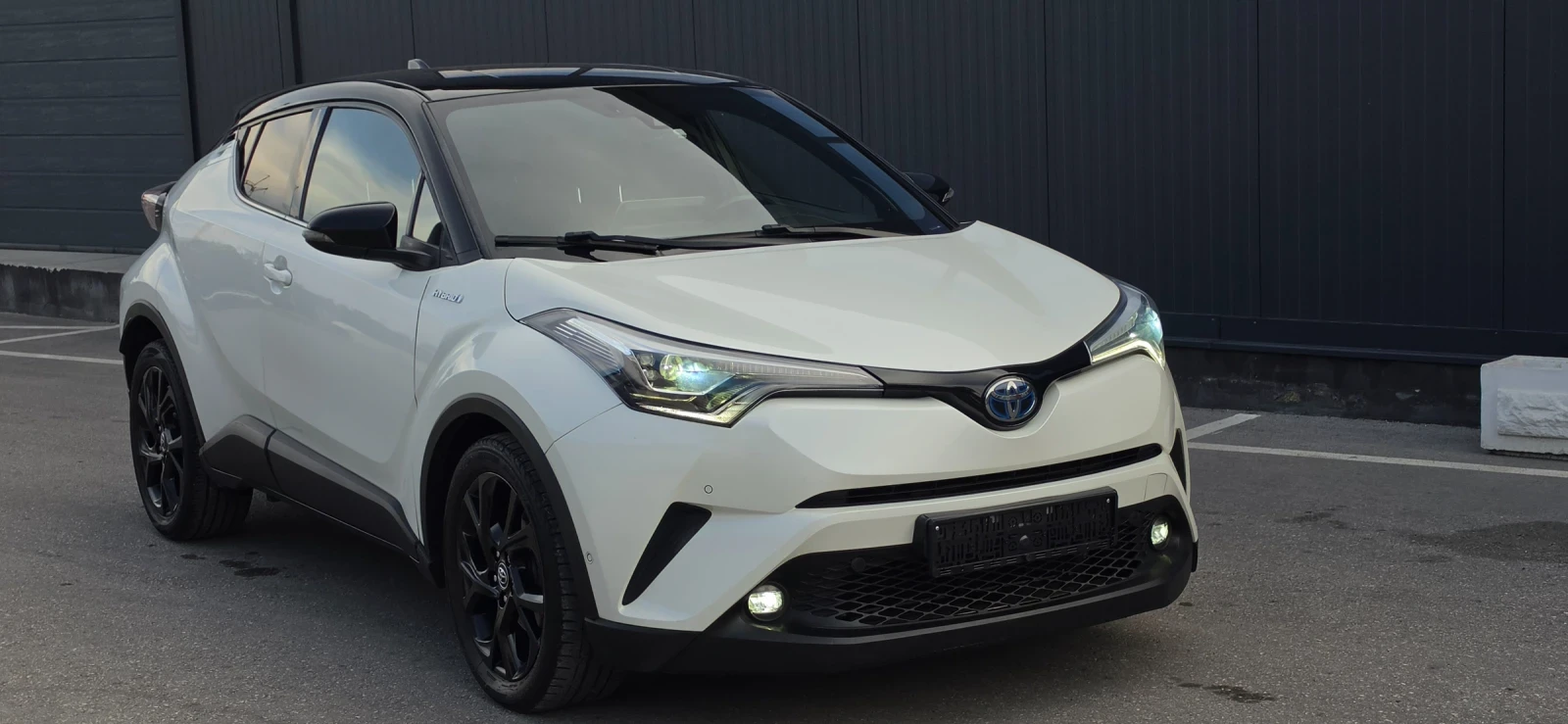 Toyota C-HR 1.8 Full Max. Exclusive.Бяла Перла