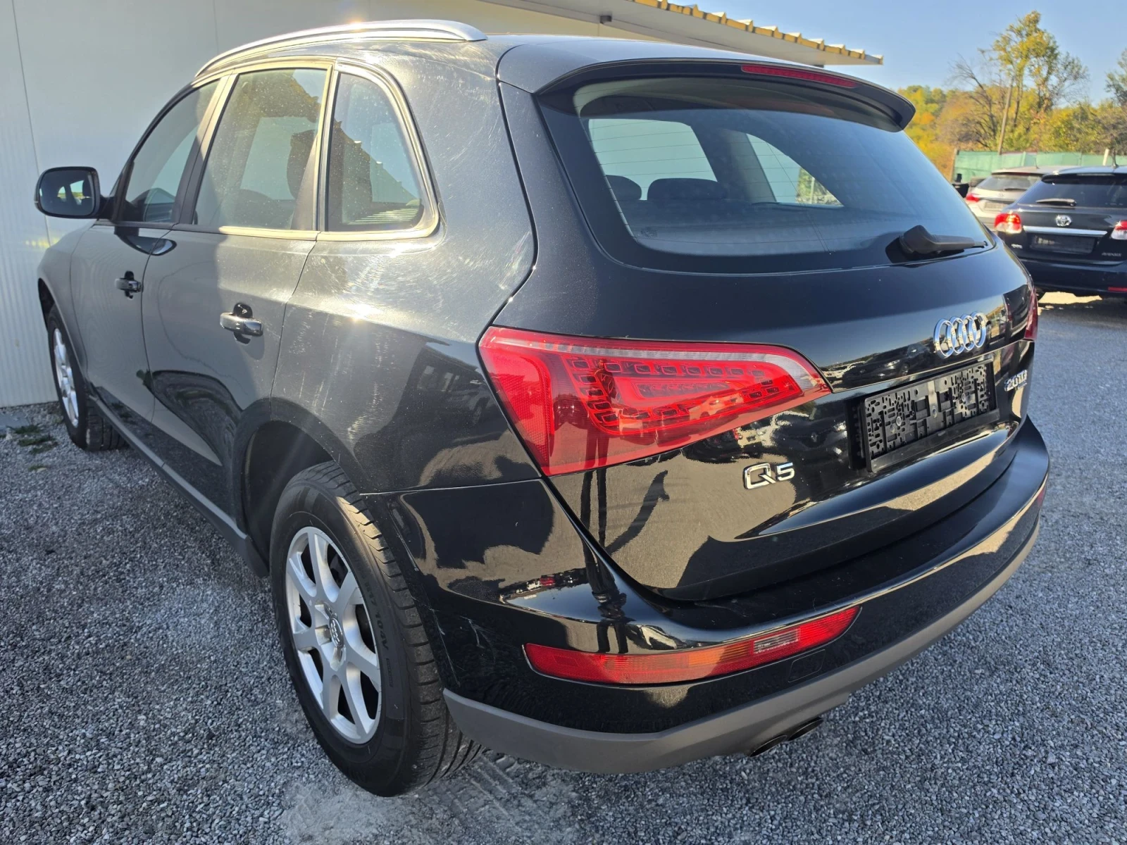 Audi Q5 2.0TDi , снимка 2 - Автомобили и джипове - 56382260