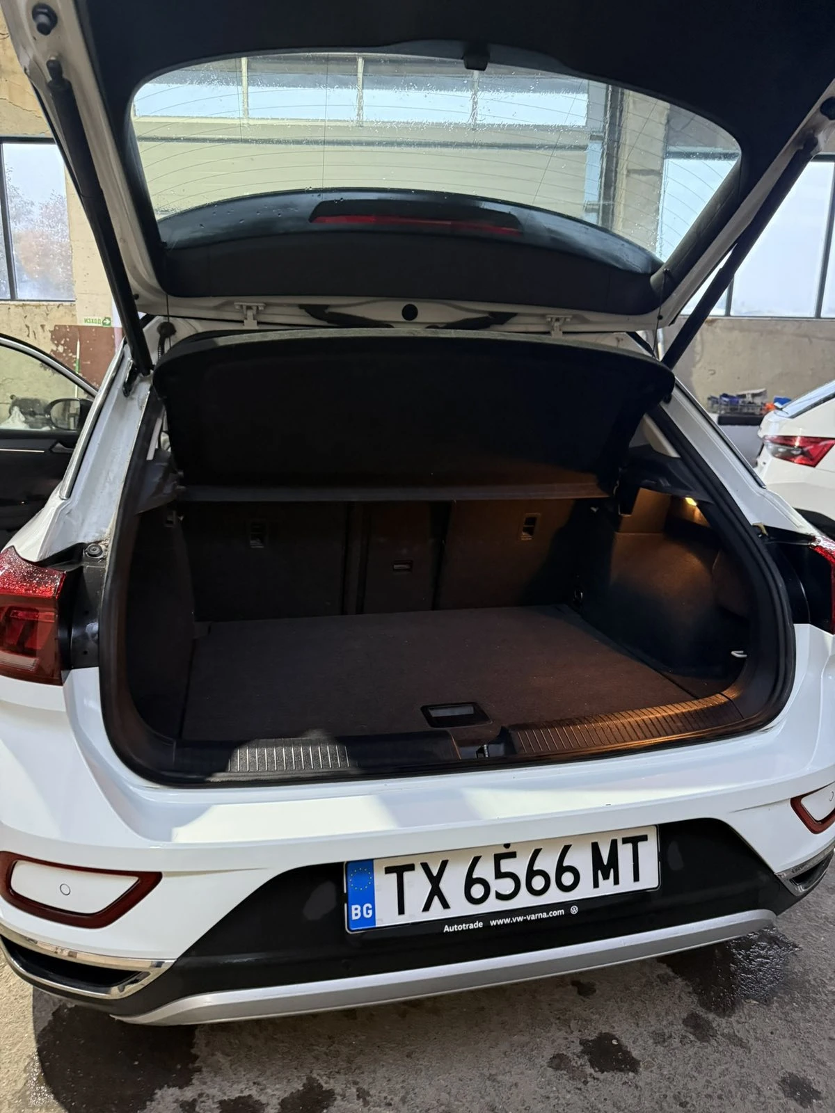 VW T-Roc  2.0 TDI SCR 4MOTION , снимка 5 - Автомобили и джипове - 56706281