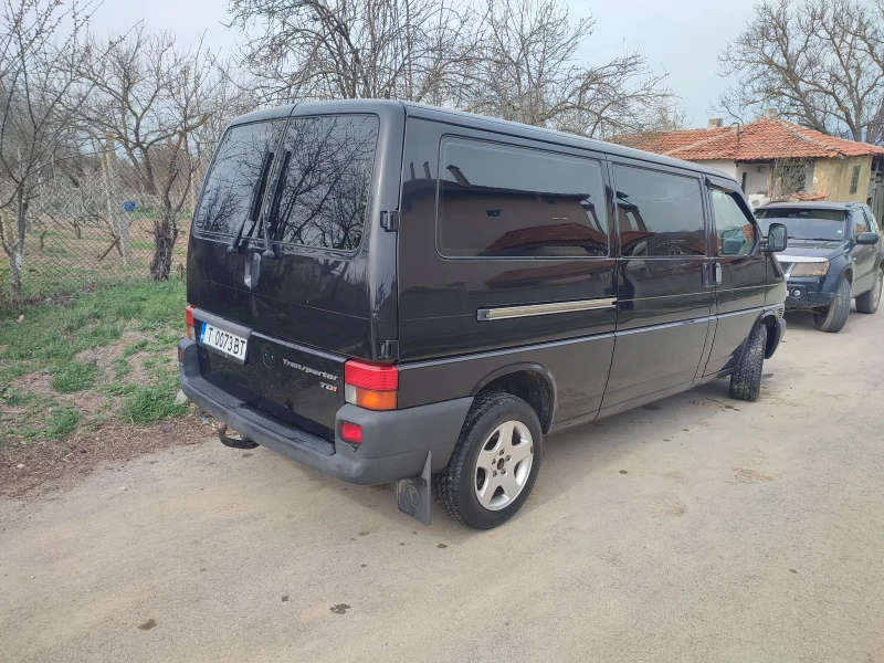 VW Transporter 2.5 tdi, снимка 4 - Бусове и автобуси - 49531775