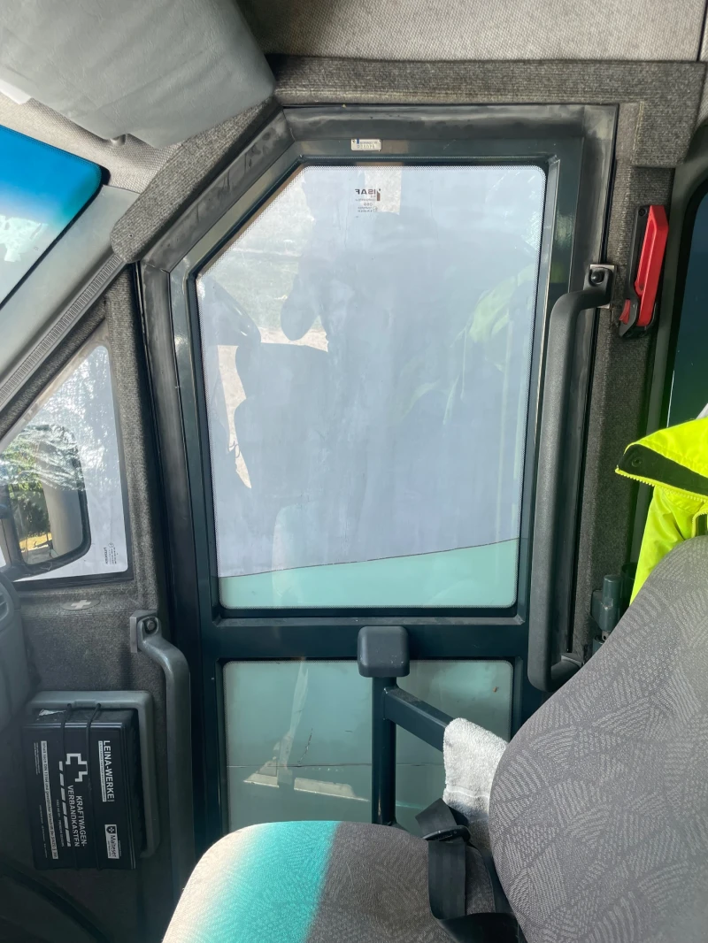 Mercedes-Benz Sprinter 316, снимка 13 - Бусове и автобуси - 52700543