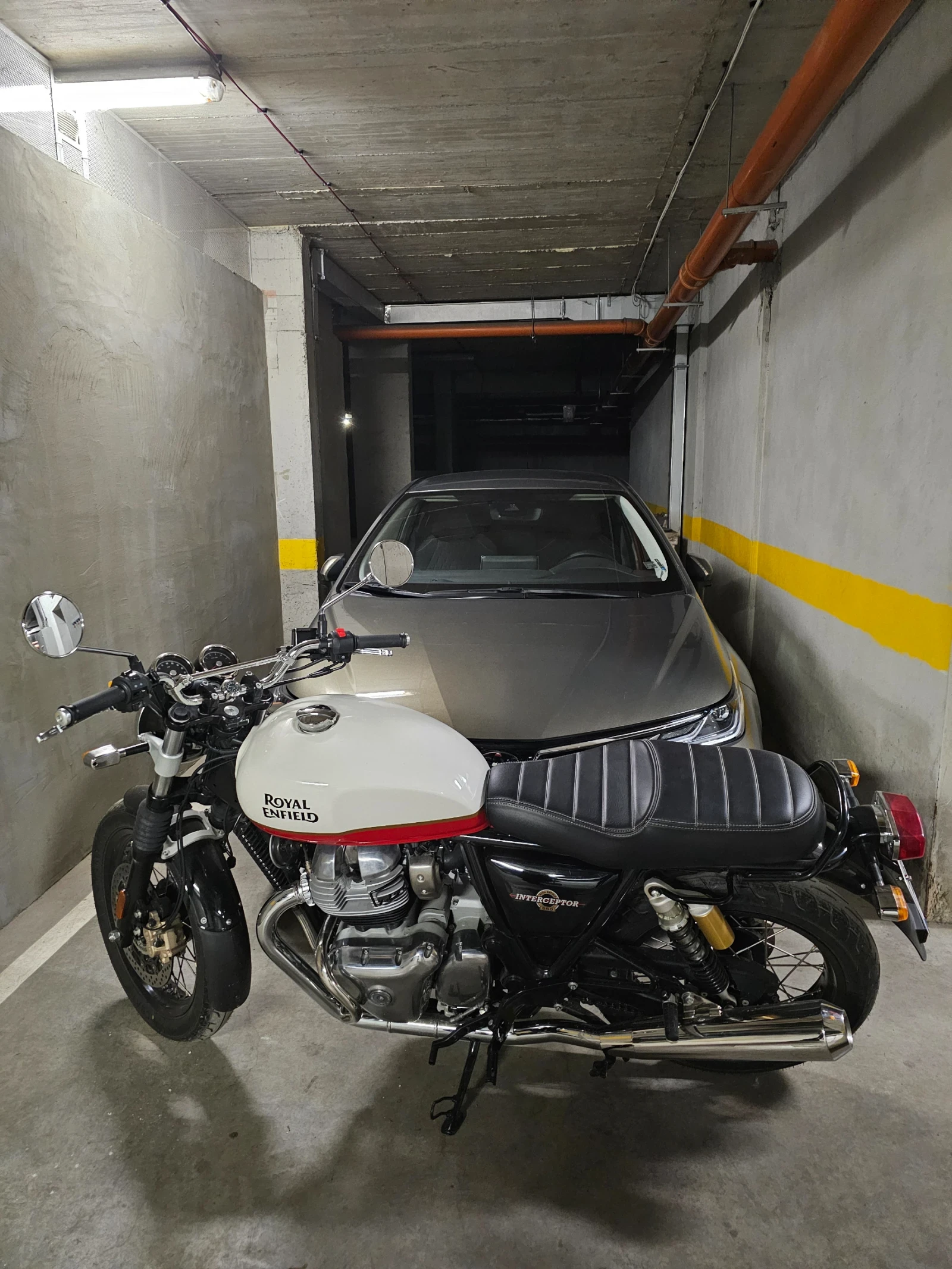 Royal Enfield Interceptor 650  - изображение 3