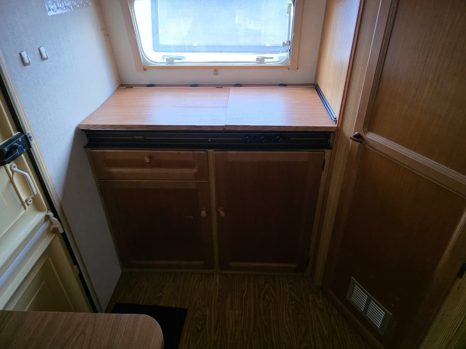  ABI FENDT  WC | Mobile.bg   13