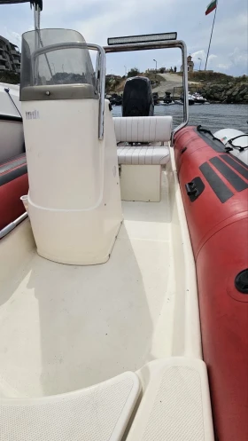 Надуваема лодка Zodiac Pro 9 Man, снимка 14