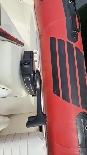 Надуваема лодка Zodiac Pro 9 Man, снимка 12