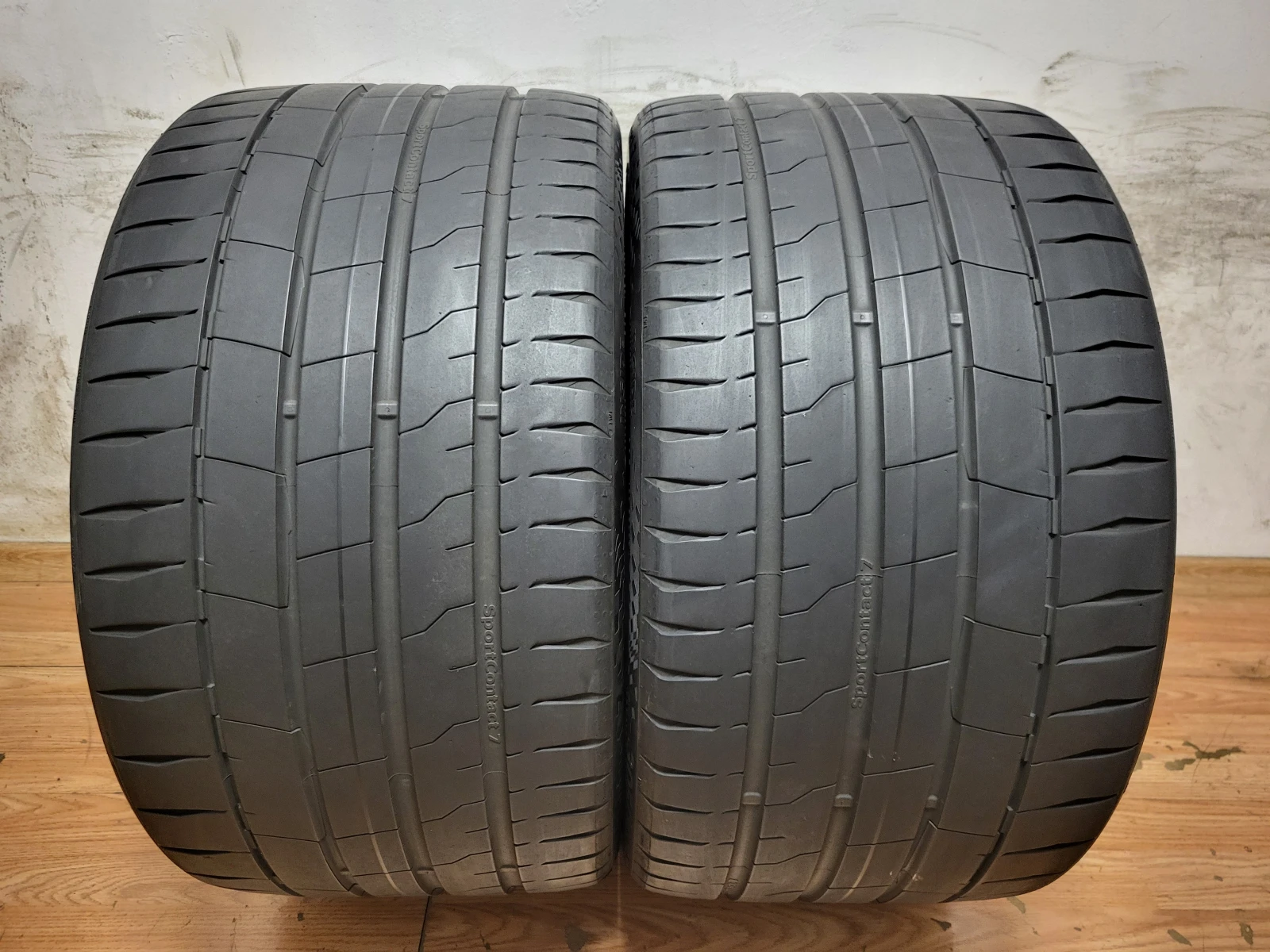 Гуми Летни 305/30R20