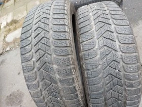 Гуми Зимни 205/55R17, снимка 1 - Гуми и джанти - 39135940