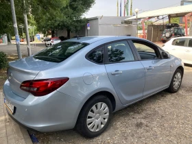 Opel Astra "J" без забележки, снимка 2
