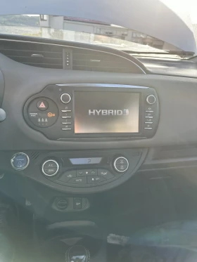 Toyota Yaris 1.5 HYBRID  УДАРЕНA! /135000/AWTOMAT | Auto.bg — изображение 15