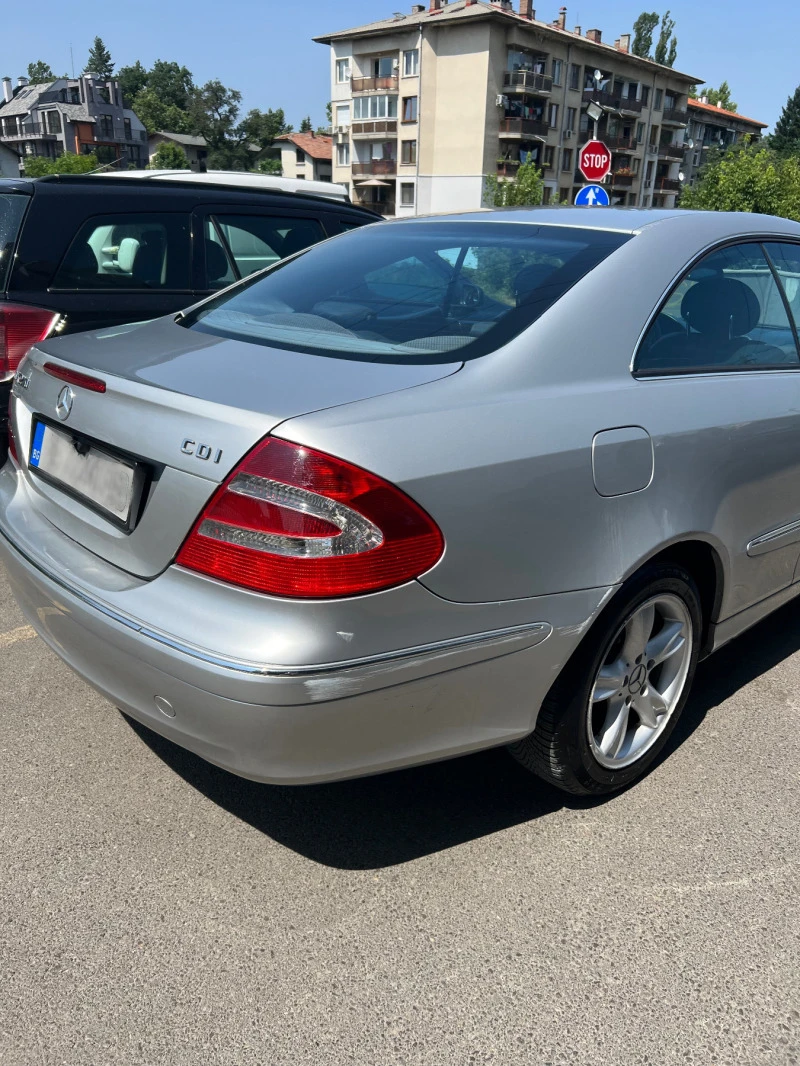 Mercedes-Benz CLK 270, снимка 5 - Автомобили и джипове - 45509304