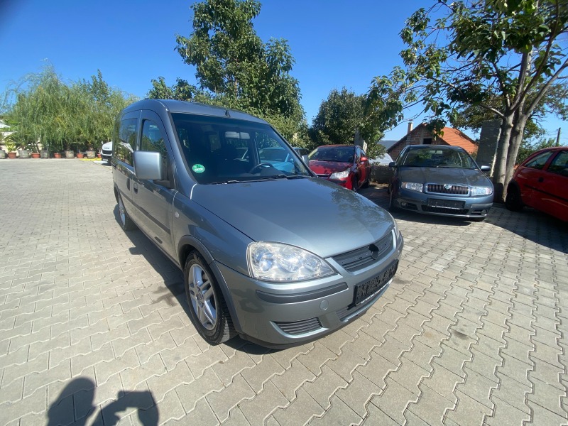 Opel Combo 1.3cdti 75к.с, снимка 6 - Автомобили и джипове - 42155362