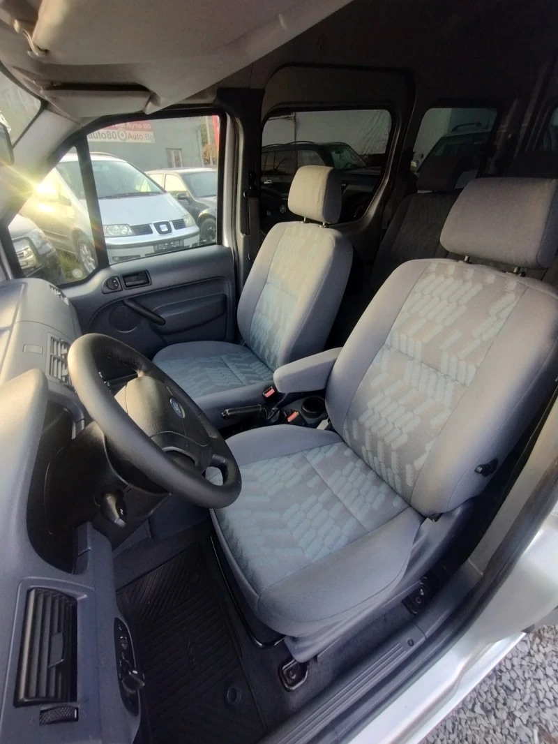 Ford Connect MAXI FACELIFT 1.8 TDCI, снимка 14 - Автомобили и джипове - 47719350