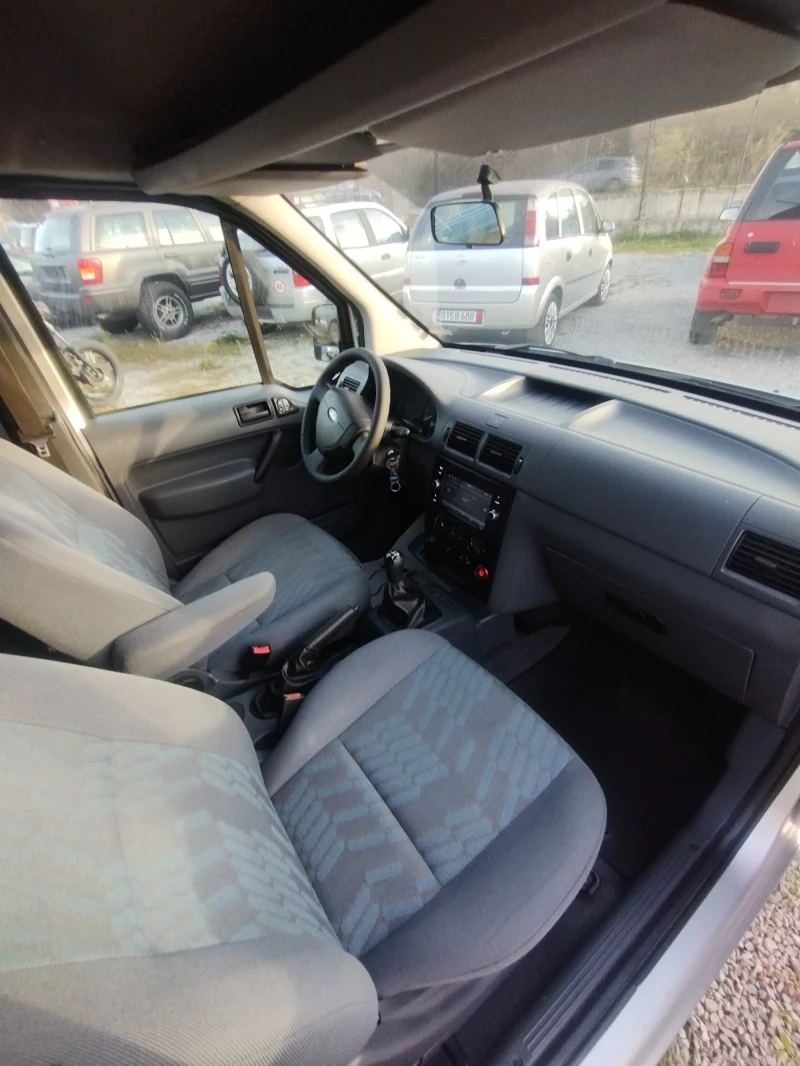 Ford Connect MAXI FACELIFT 1.8 TDCI, снимка 16 - Автомобили и джипове - 47719350