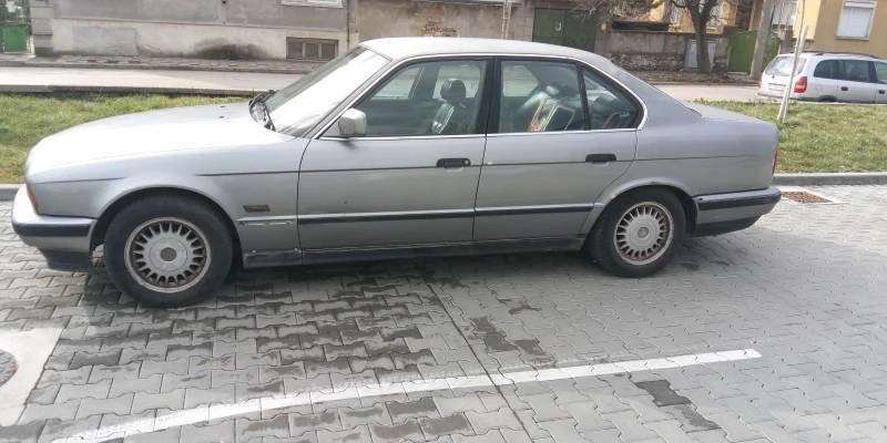 BMW 525 E34, снимка 1 - Автомобили и джипове - 48991588